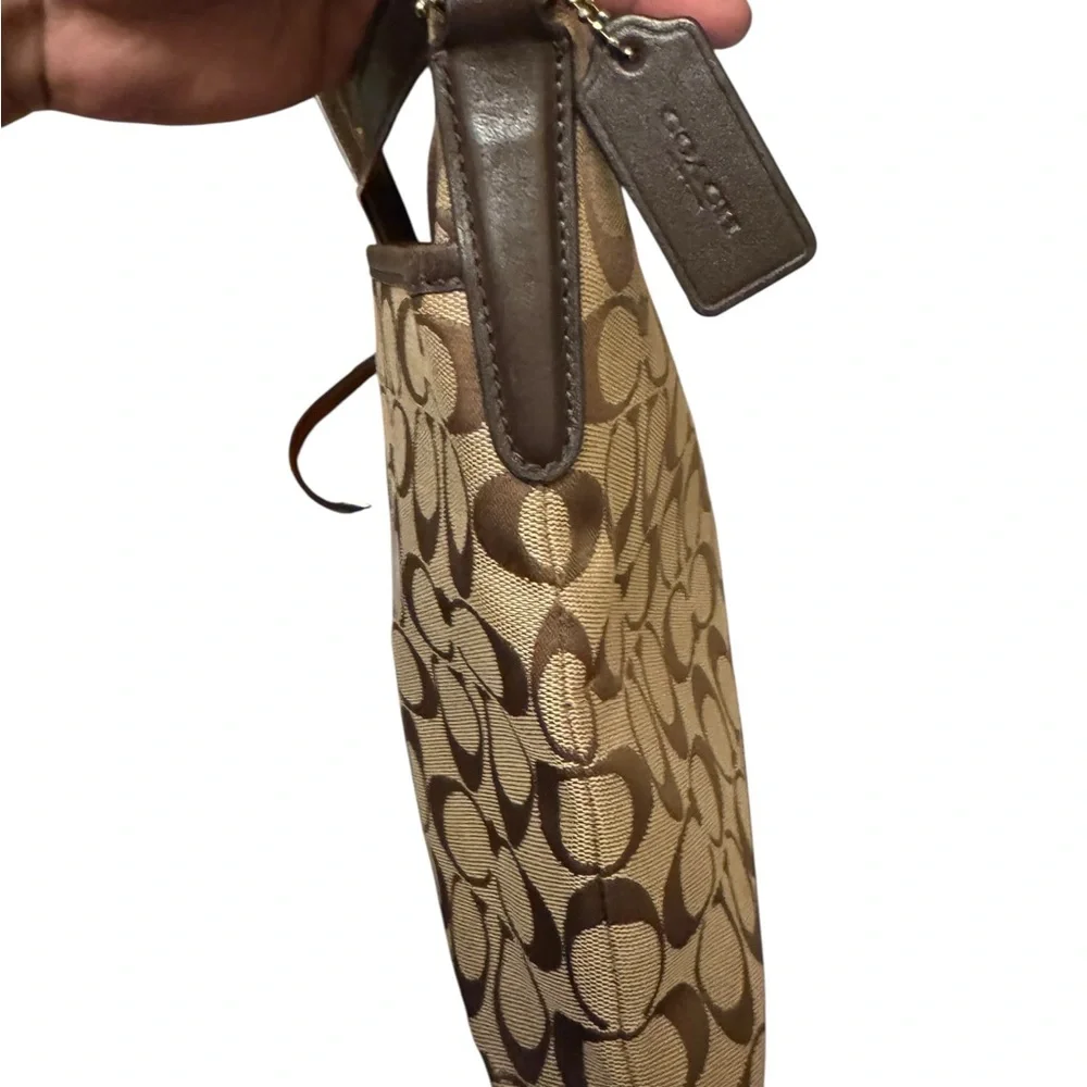 Coach Signature Canvas File Crossbody w Dust Bag - Picture 6 of 16